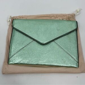 REBECCA MINKOFF Leo Clutch clutch in mint green metallic leather